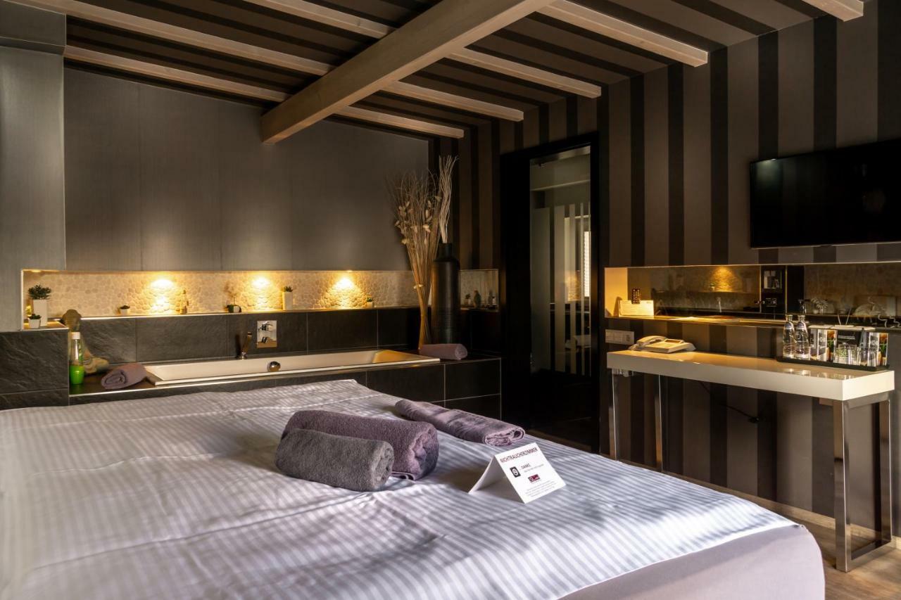 Sl'Otel - Das Stadthotel - Voll Klimatisiert 베른부르크 외부 사진